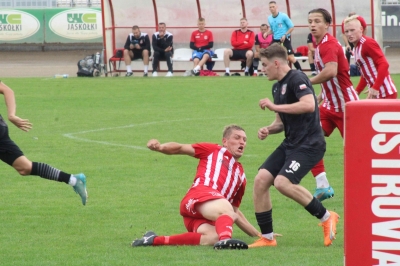 IX kolejka ligowa: Ostrovia Ostrów - HURAGAN 0:3 (0:3)