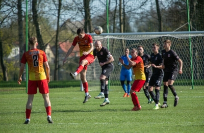 XXII kolejka ligowa: Pogoń Łobżenica - HURAGAN 1:2 (0:1)	